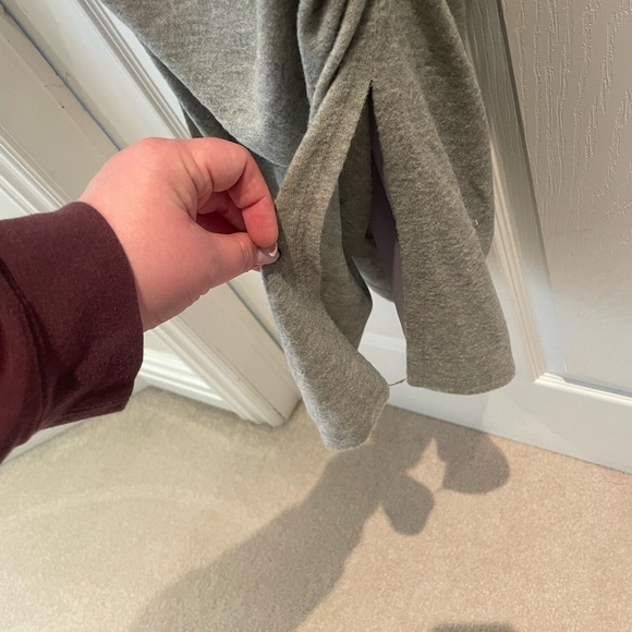 Woman’s gray dress - Picture 3 of 5